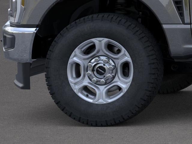 2026 Ford Super Duty F-350® XLT