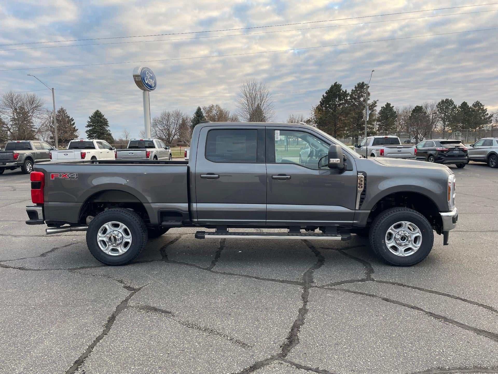 2026 Ford Super Duty F-350® XLT