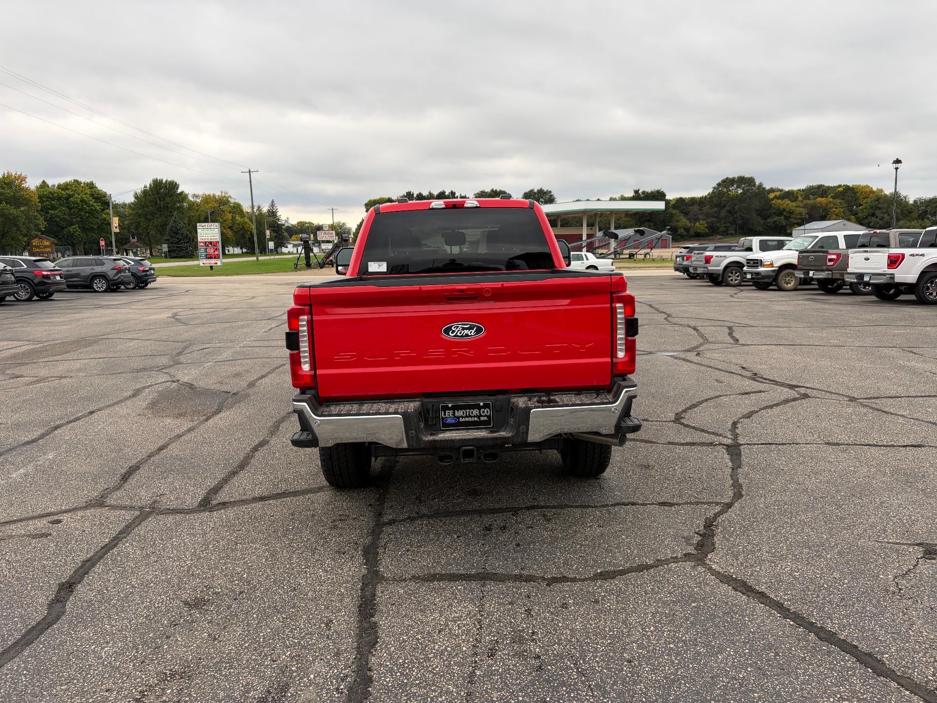 2027 Ford Super Duty F-350® XLT