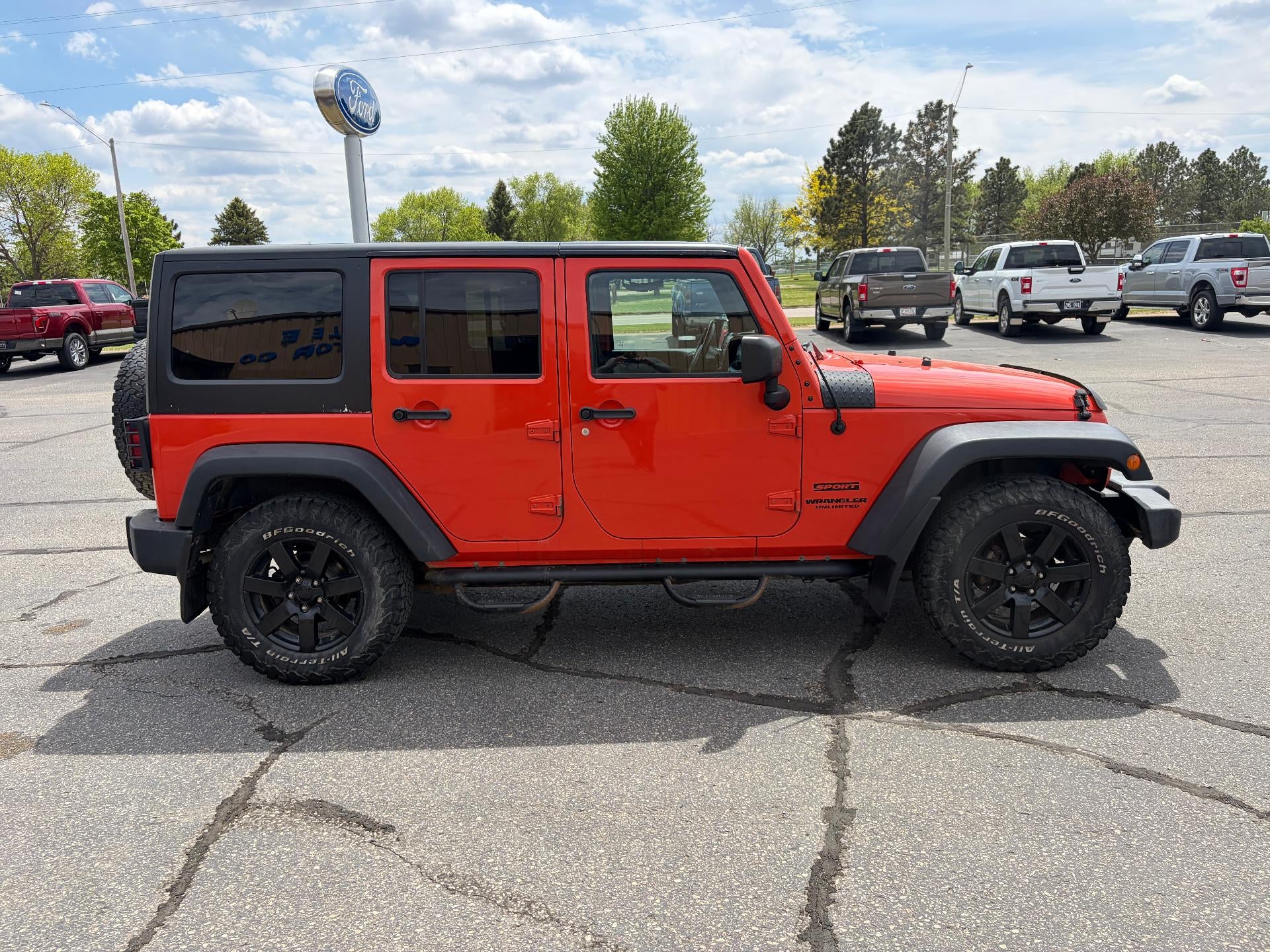 2015 Jeep Wrangler Unlimited 4WD 4dr Sport