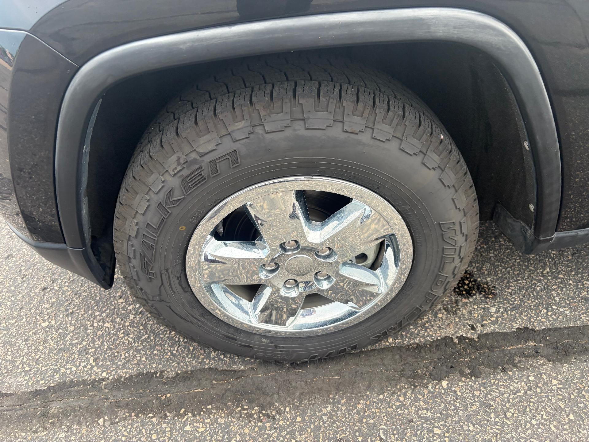 2012 Jeep Grand Cherokee 4WD 4dr Laredo