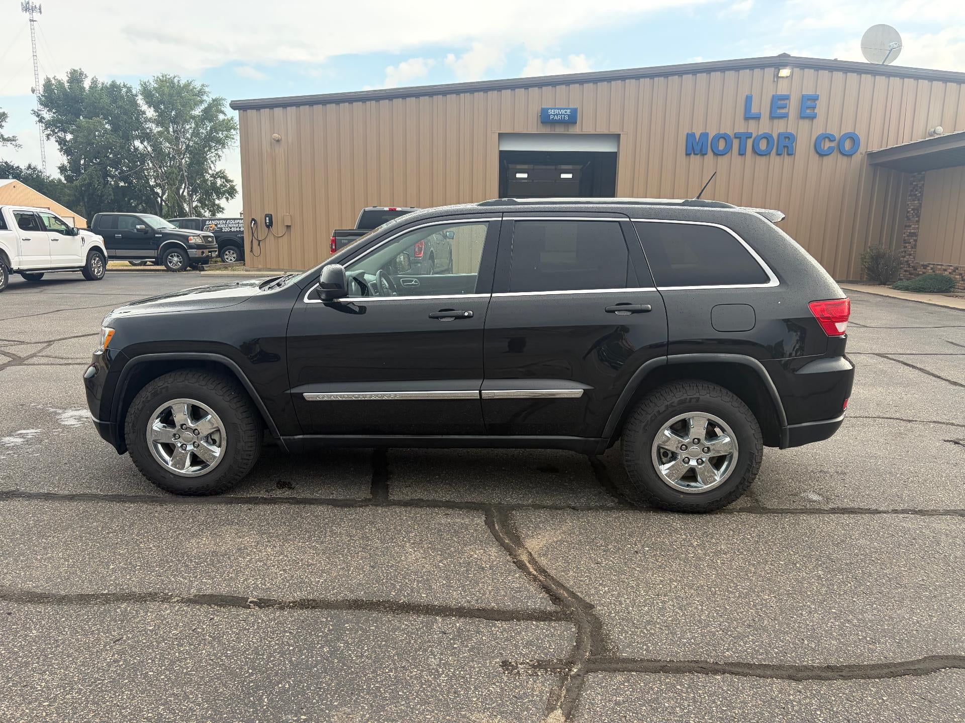 2012 Jeep Grand Cherokee 4WD 4dr Laredo