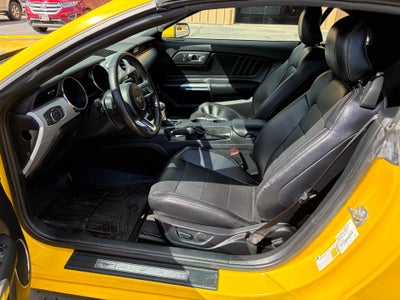 2016 Ford Mustang 2dr Conv EcoBoost Premium