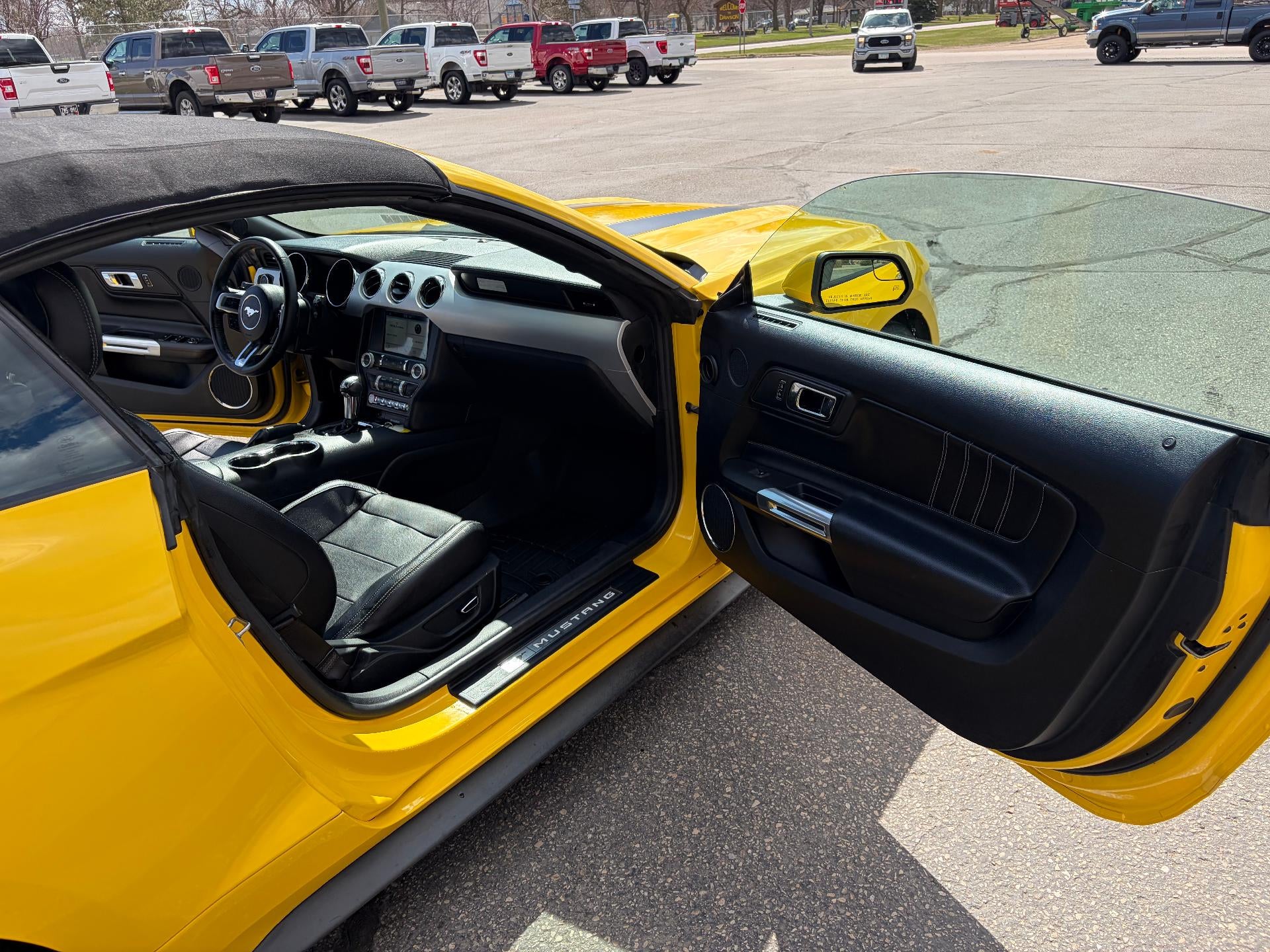 2016 Ford Mustang 2dr Conv EcoBoost Premium