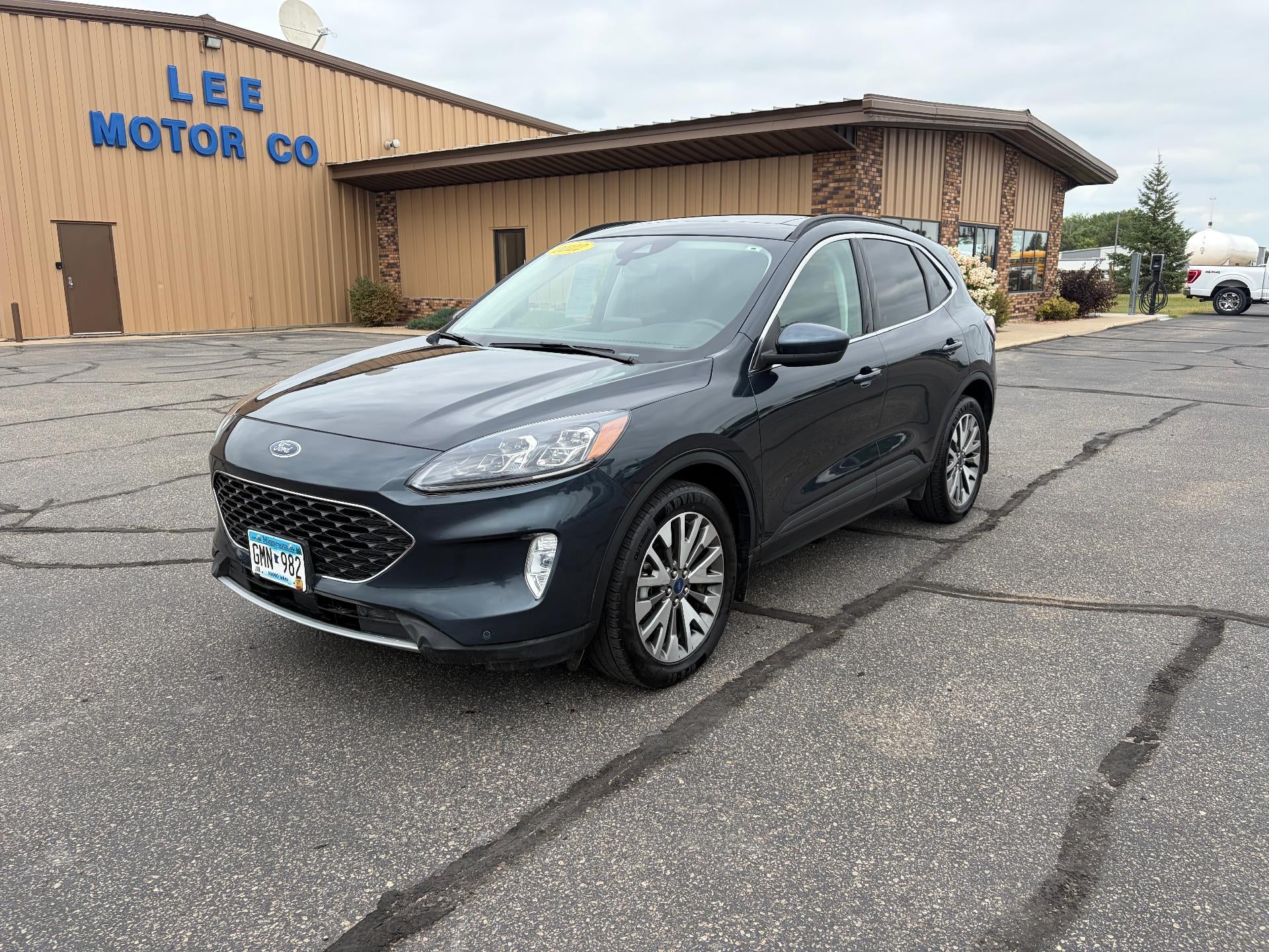 2022 Ford Escape Titanium AWD