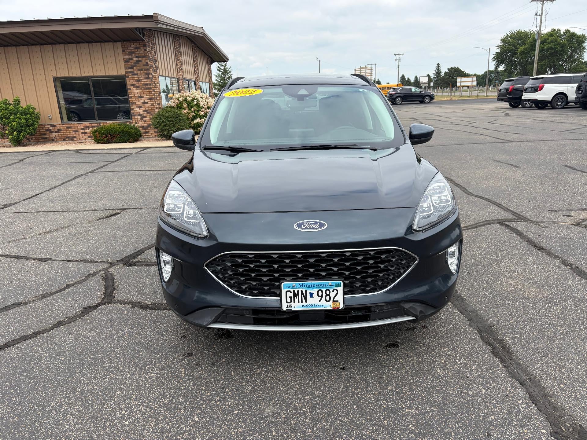 2022 Ford Escape Titanium AWD