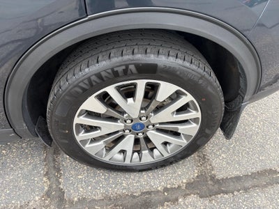 2022 Ford Escape Titanium AWD