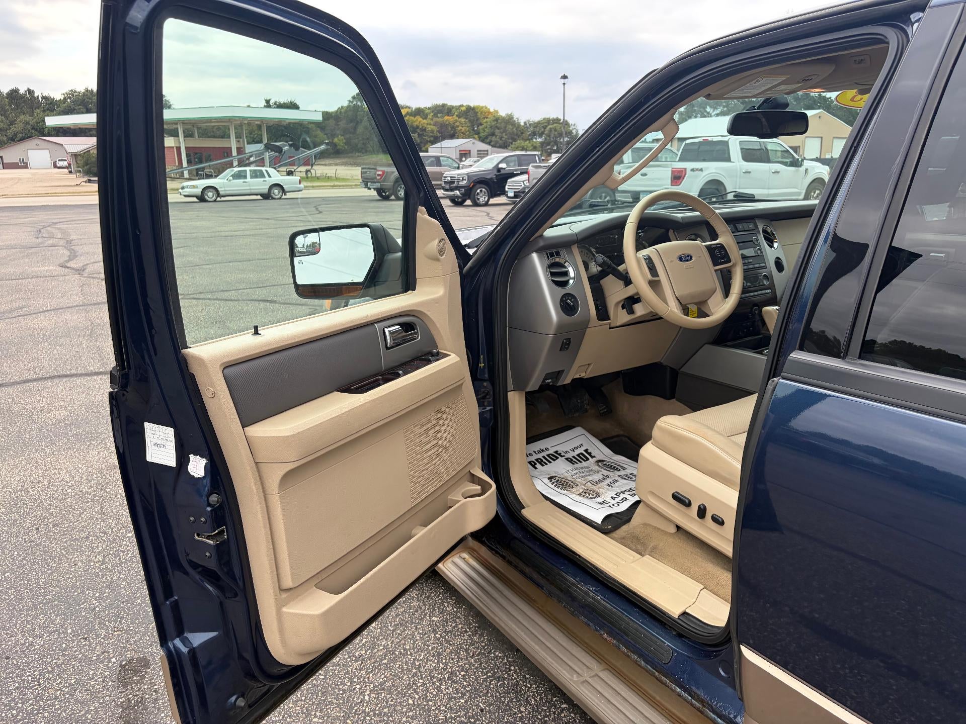 2013 Ford Expedition EL 4WD 4dr XLT