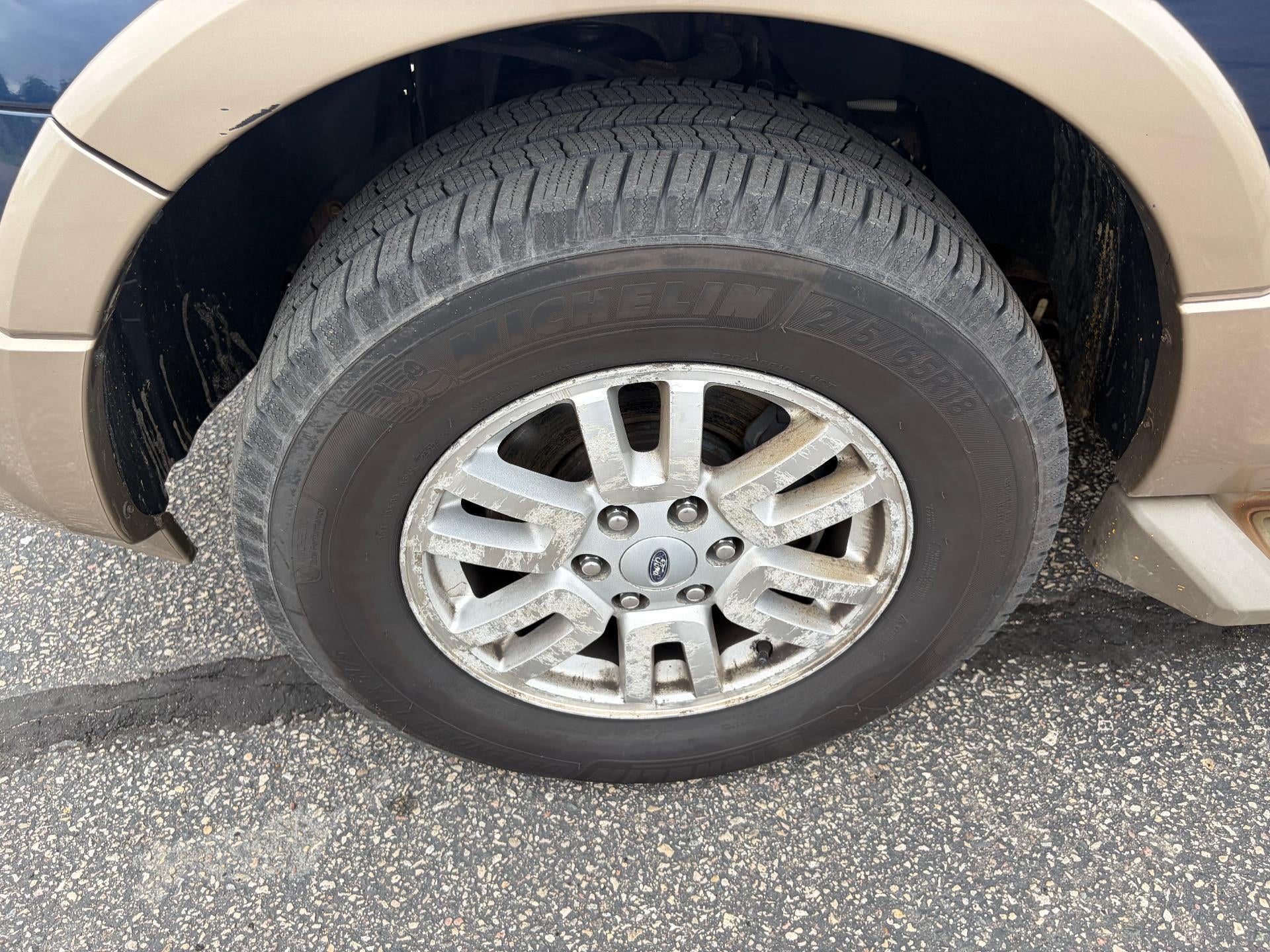 2013 Ford Expedition EL 4WD 4dr XLT