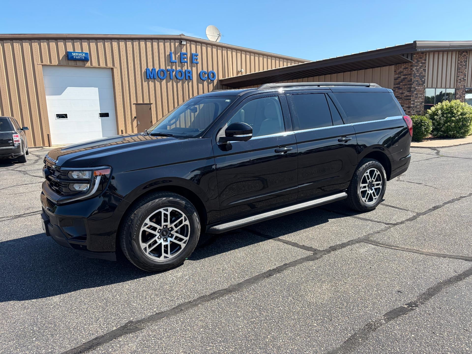 2025 Ford Expedition Max Active 4x4