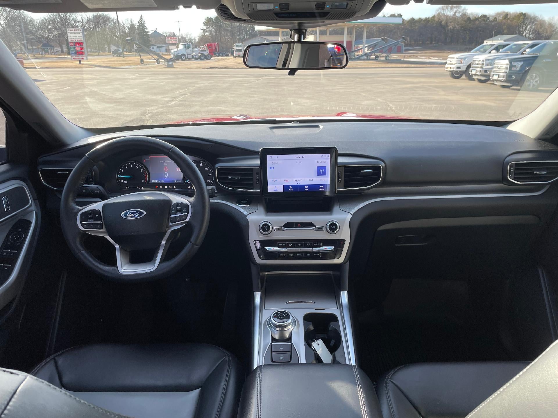 2023 Ford Explorer XLT 4WD