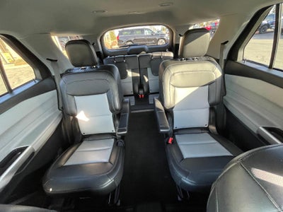 2023 Ford Explorer XLT 4WD