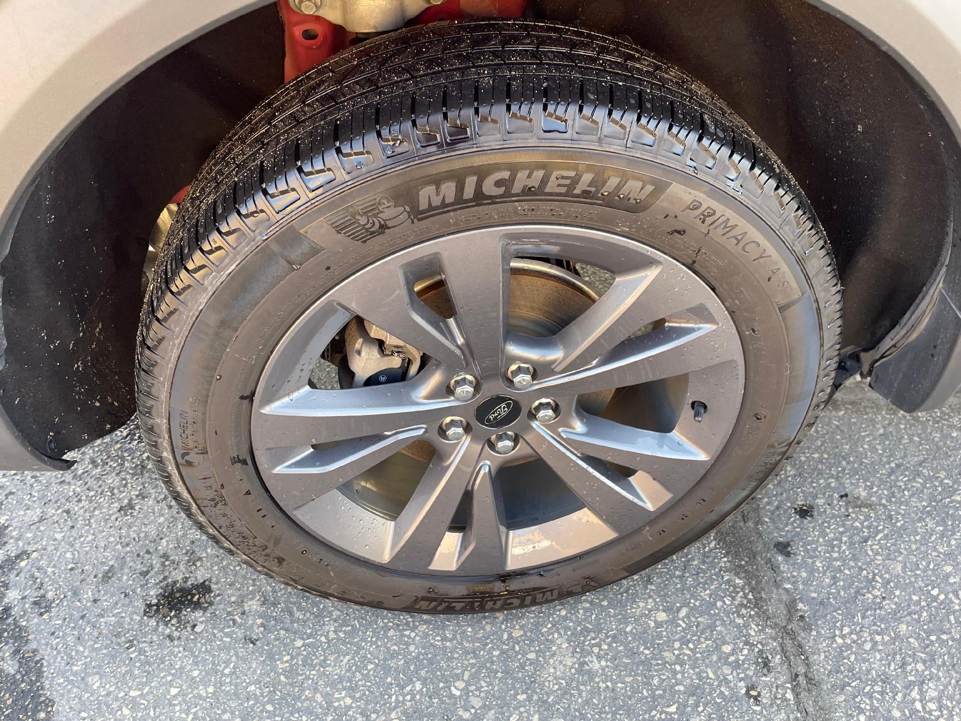 2023 Ford Explorer XLT 4WD