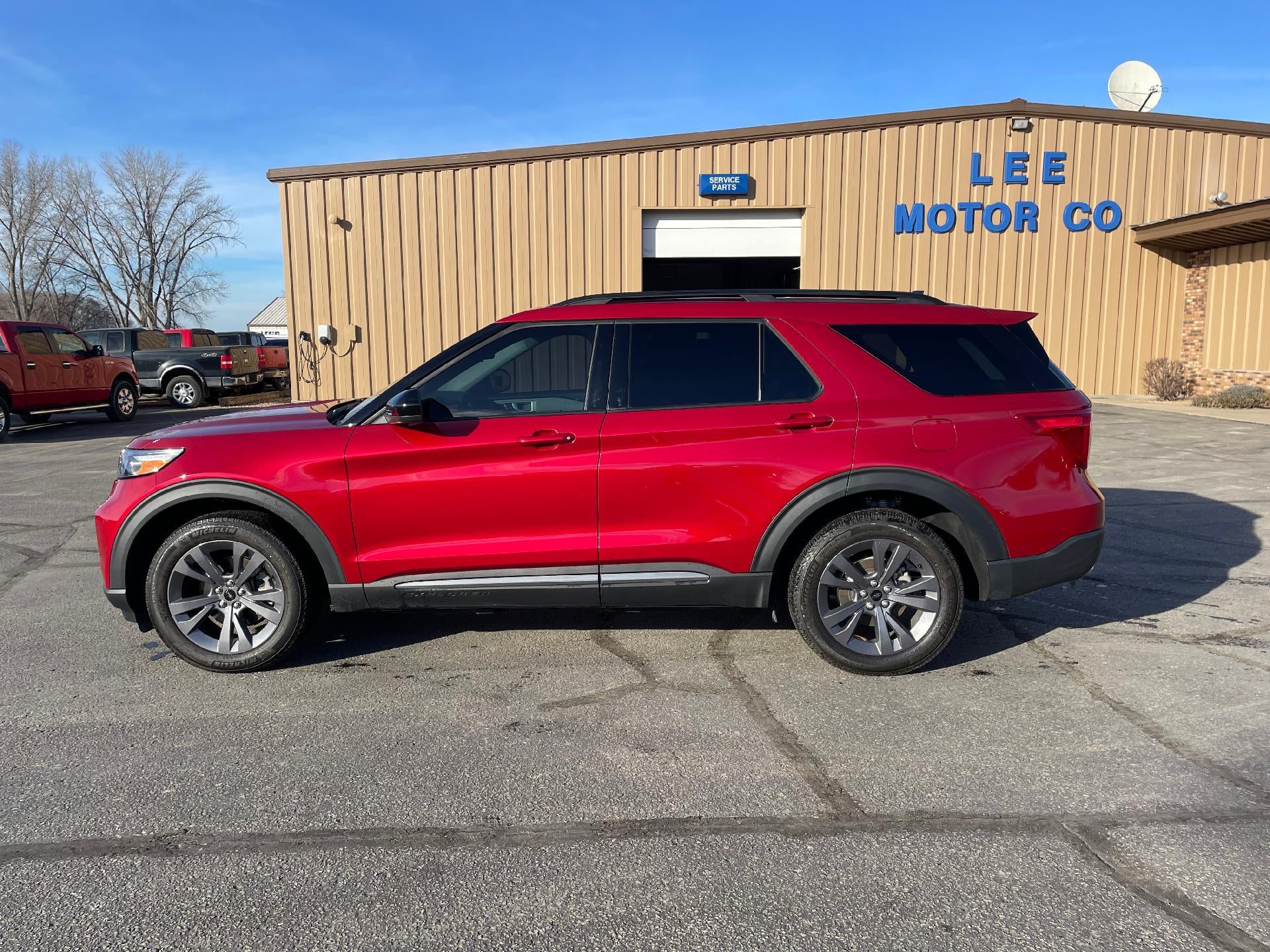 2023 Ford Explorer XLT 4WD