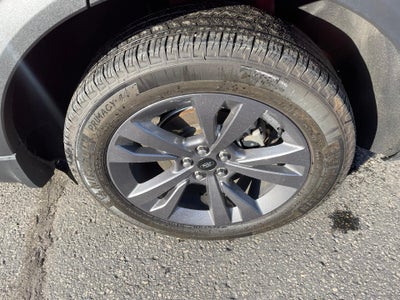 2023 Ford Explorer XLT 4WD