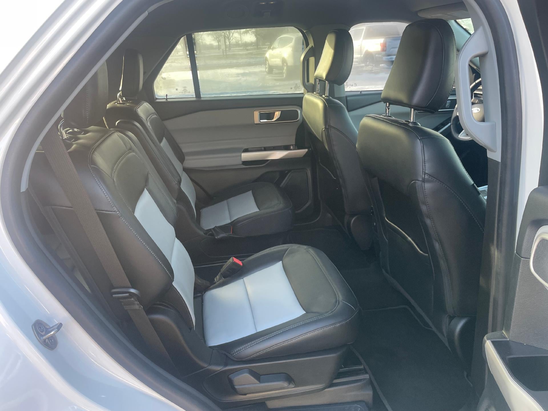 2022 Ford Explorer XLT 4WD