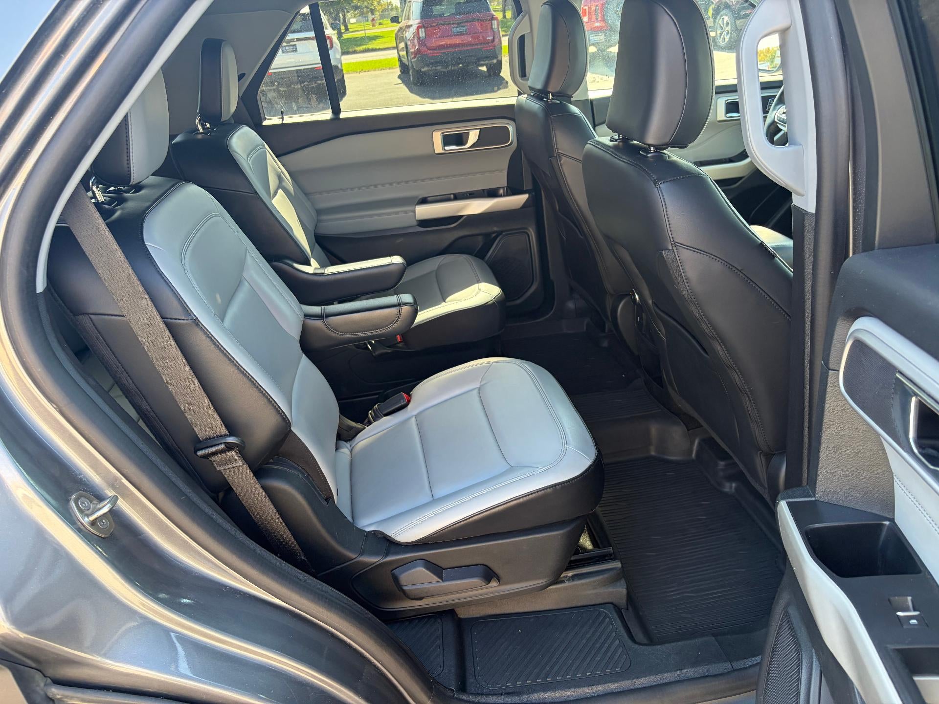 2021 Ford Explorer XLT 4WD