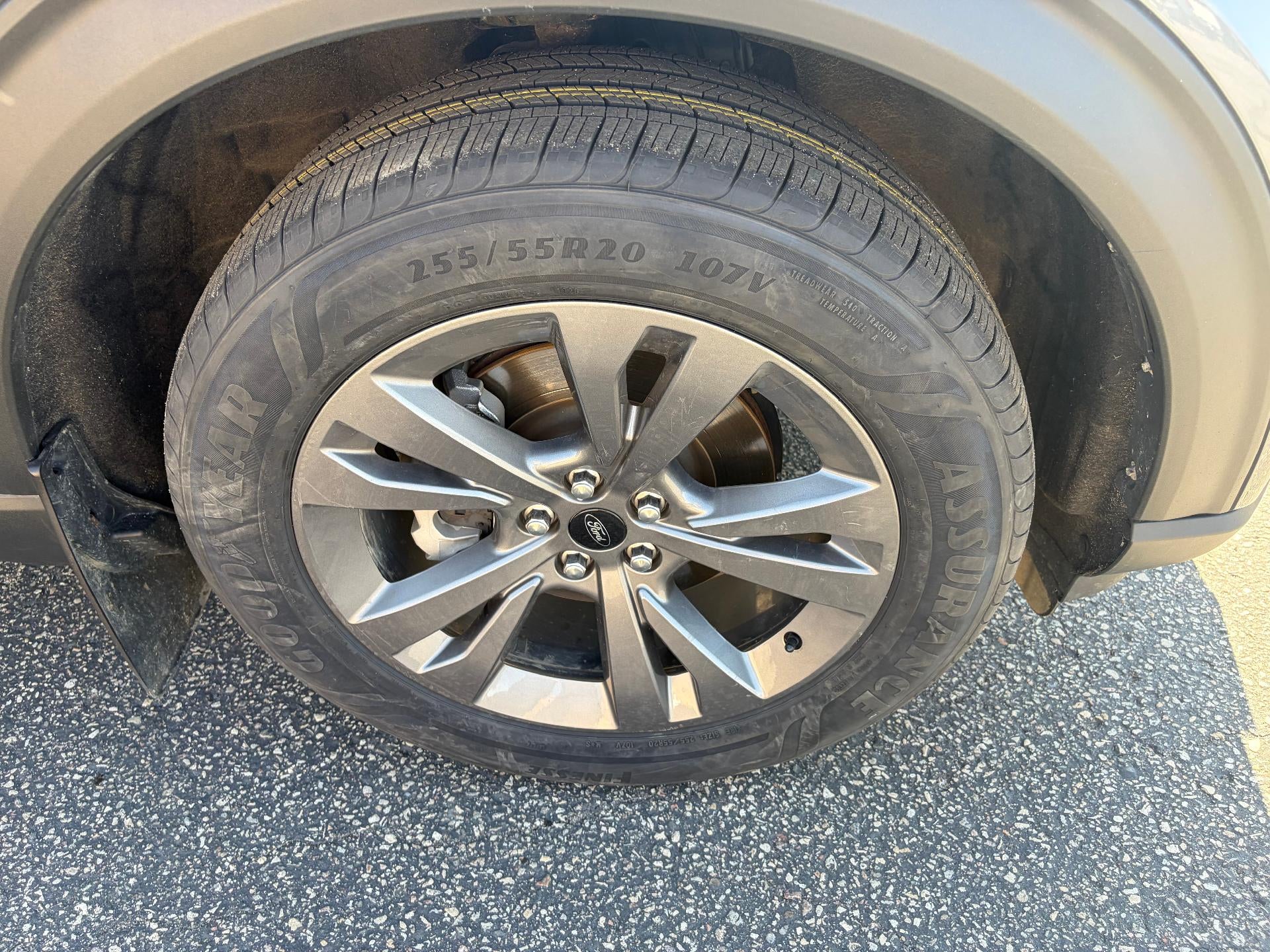 2021 Ford Explorer XLT 4WD
