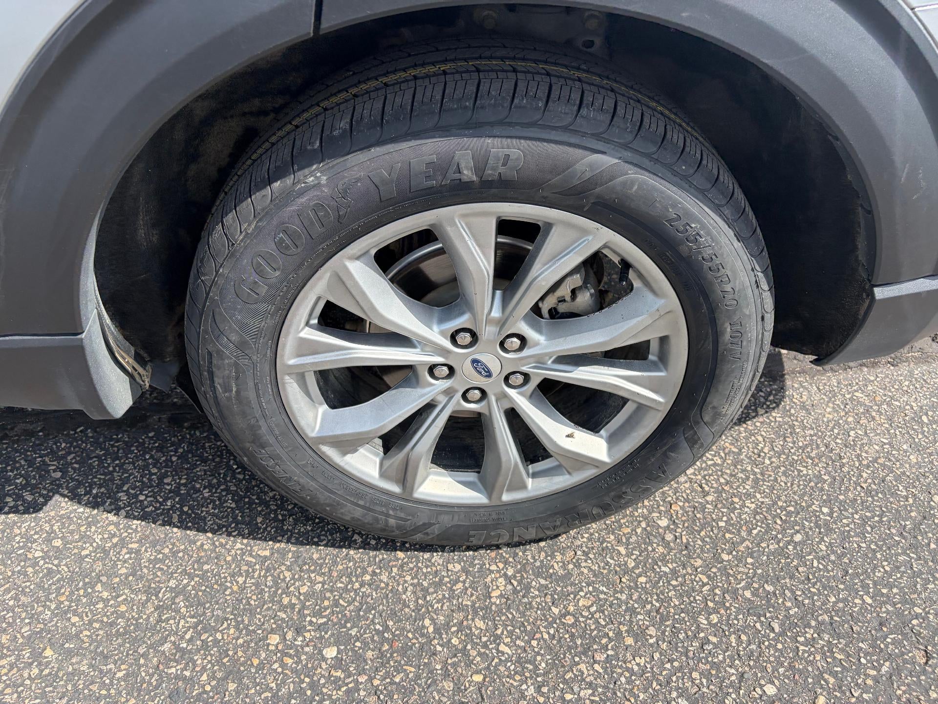2022 Ford Explorer XLT 4WD
