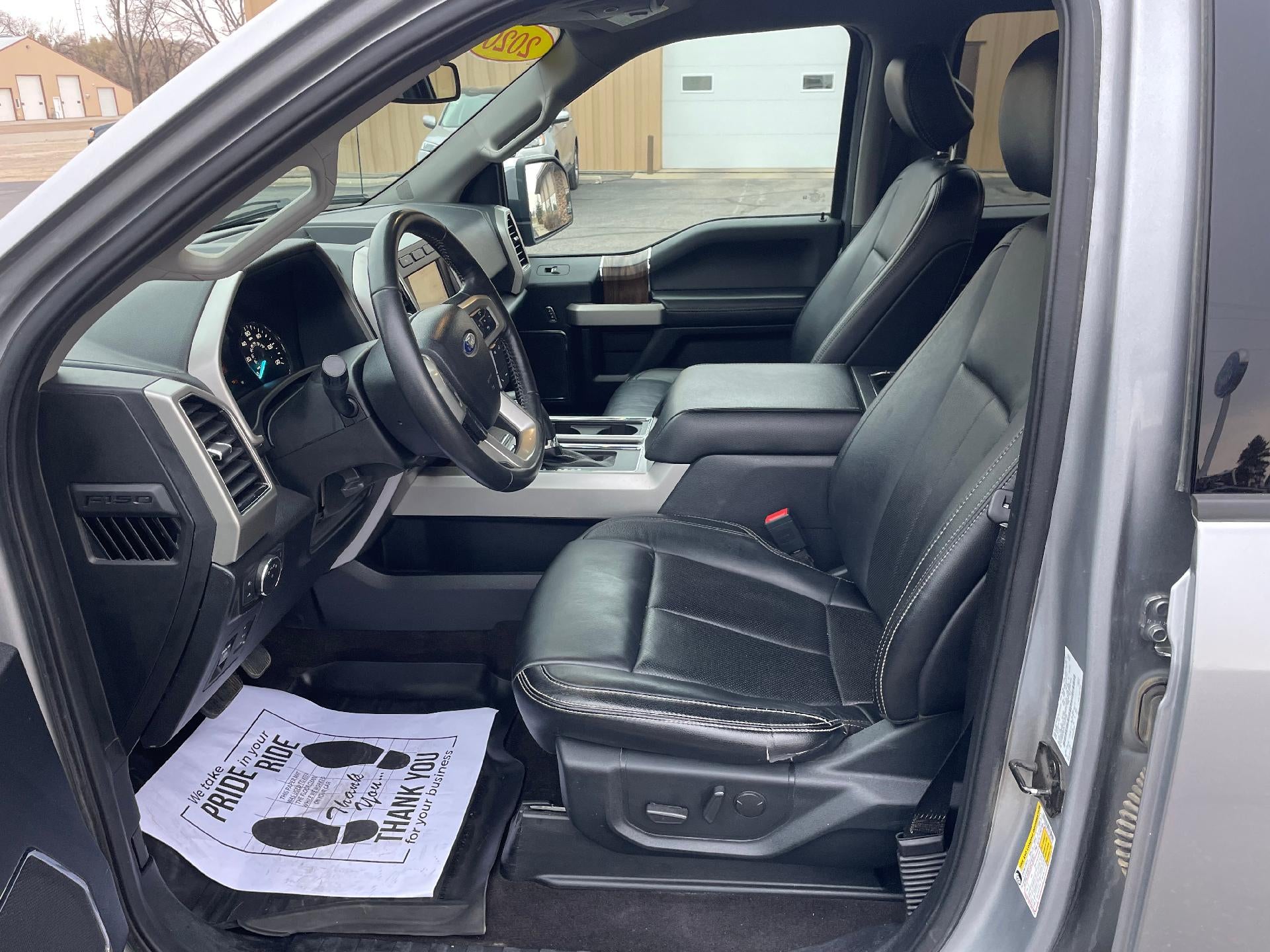 2020 Ford F-150 LARIAT 4WD SuperCrew 5.5' Box