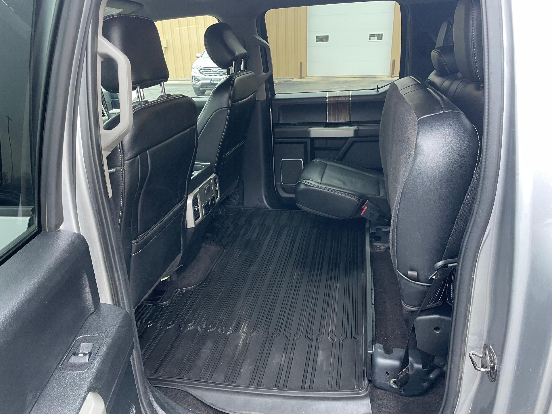 2020 Ford F-150 LARIAT 4WD SuperCrew 5.5' Box