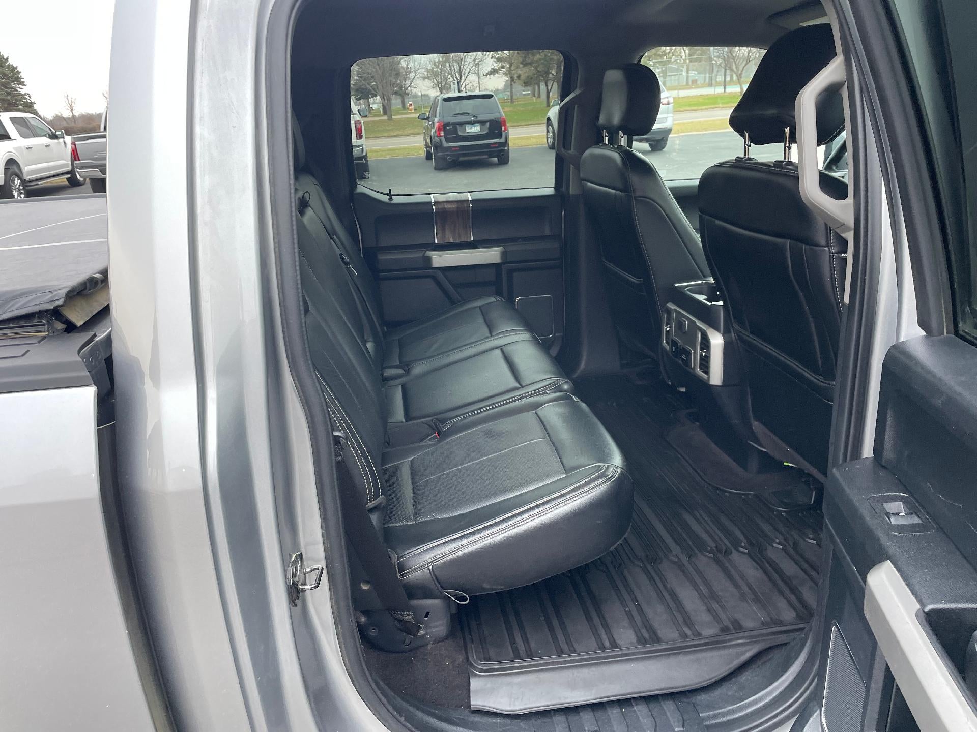 2020 Ford F-150 LARIAT 4WD SuperCrew 5.5' Box