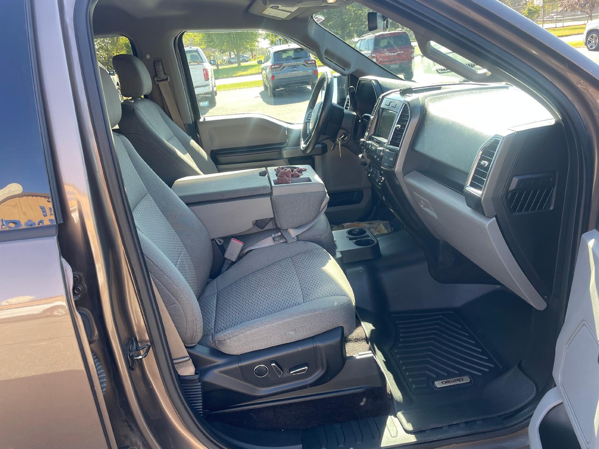 2016 Ford F-150 4WD SuperCrew 5-1/2 Ft Box XLT