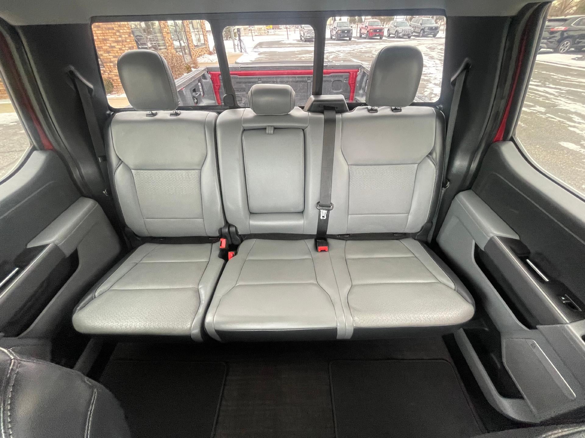 2021 Ford F-150 LARIAT 4WD SuperCrew 5.5' Box