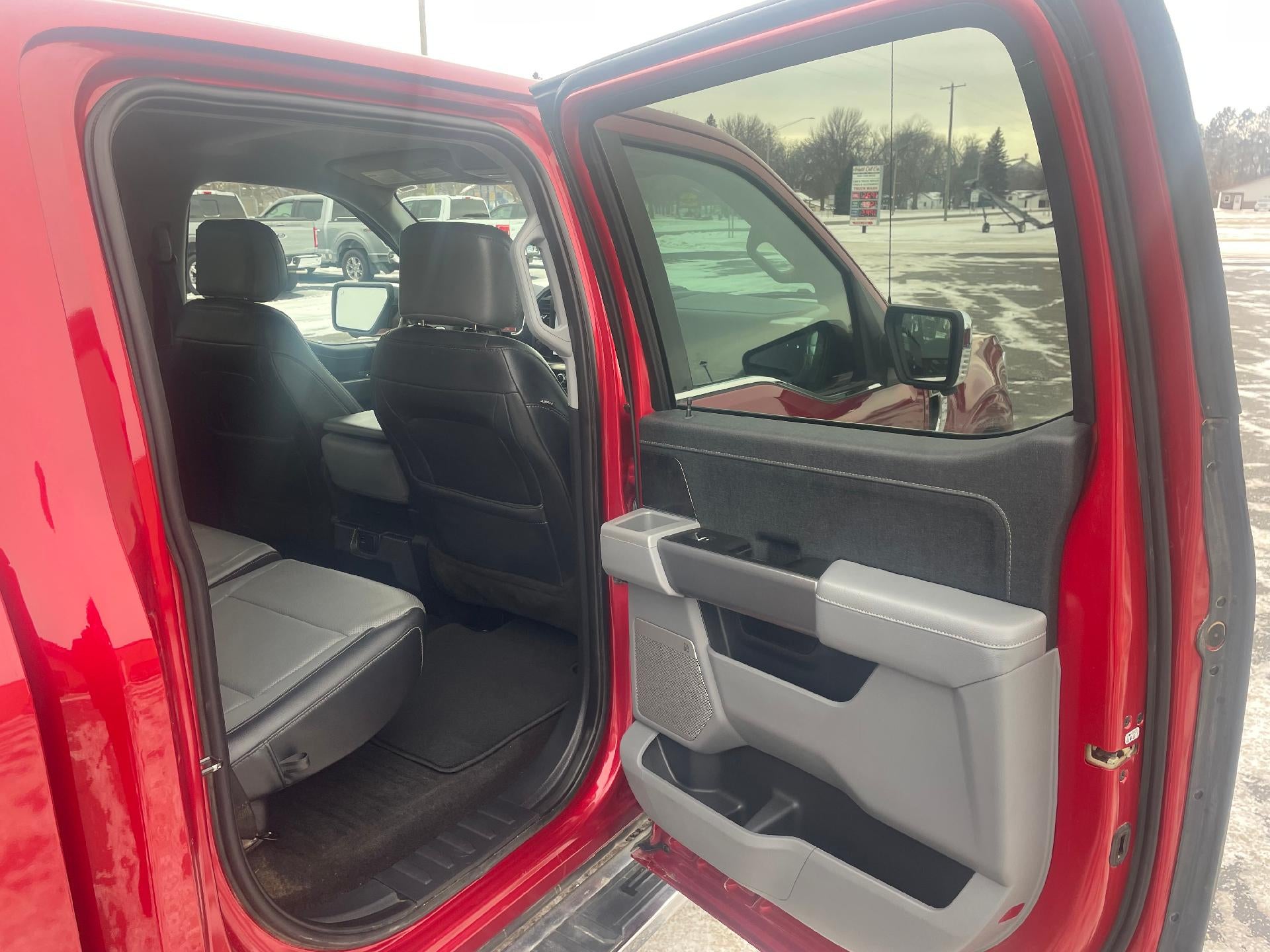 2021 Ford F-150 LARIAT 4WD SuperCrew 5.5' Box