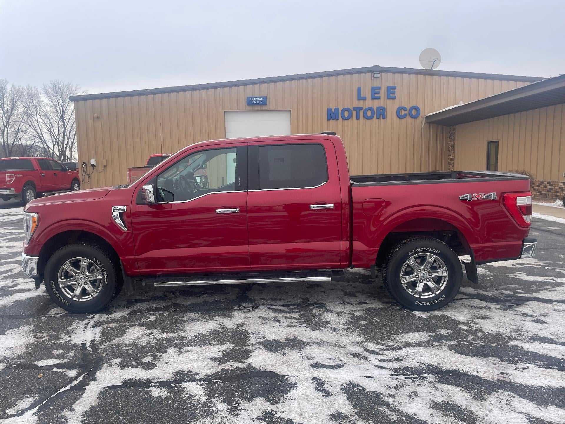 2021 Ford F-150 LARIAT 4WD SuperCrew 5.5' Box