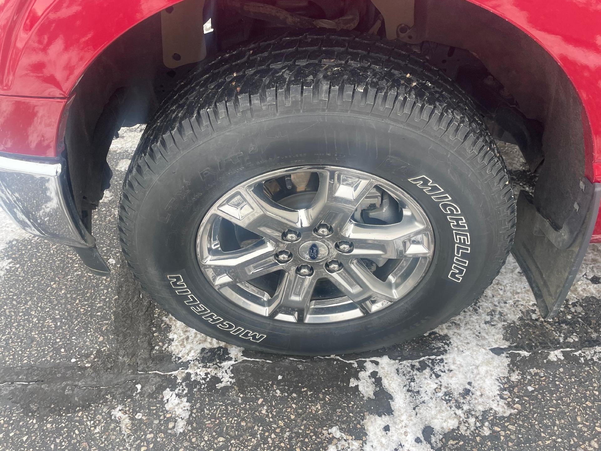 2021 Ford F-150 LARIAT 4WD SuperCrew 5.5' Box