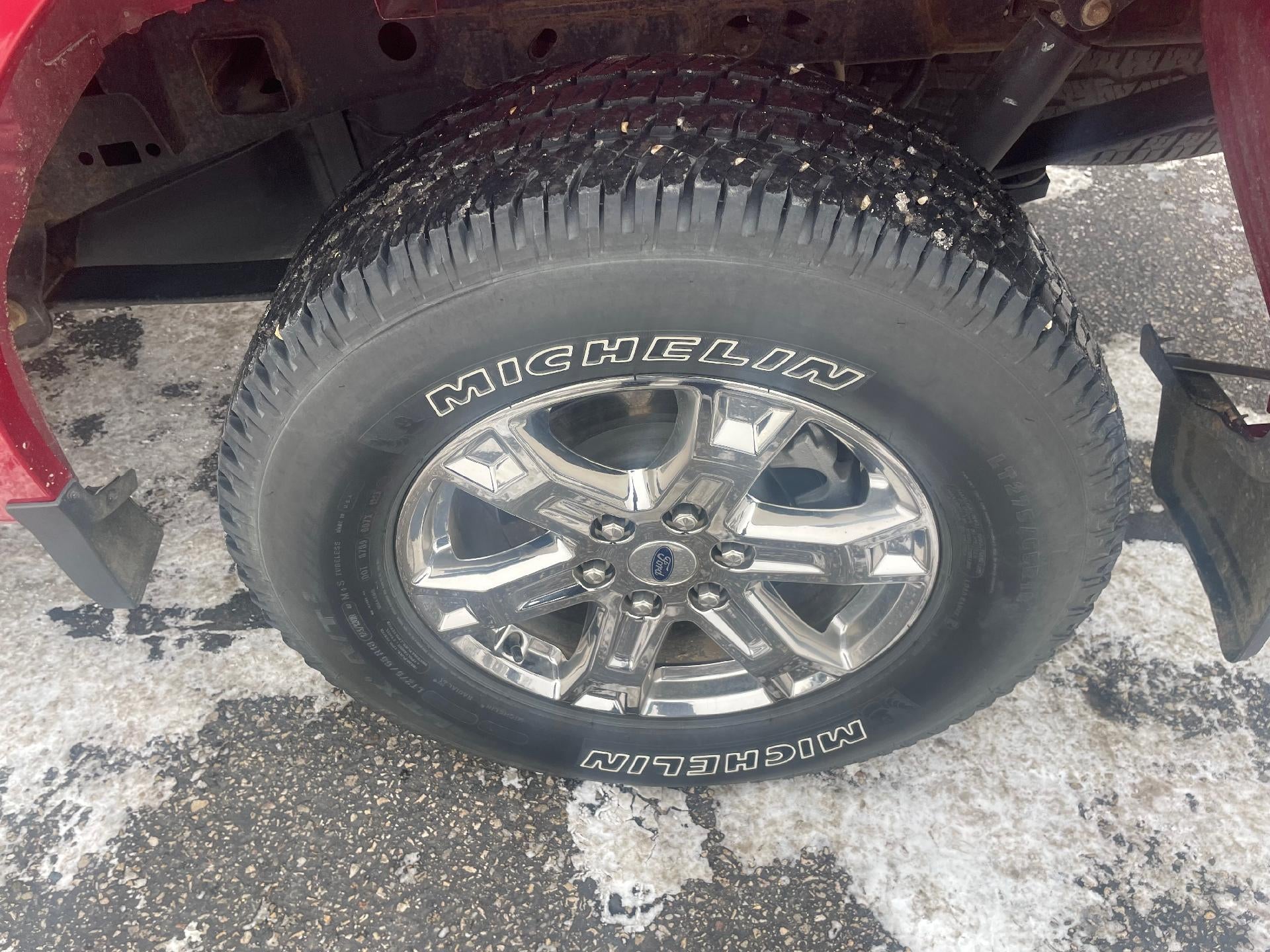 2021 Ford F-150 LARIAT 4WD SuperCrew 5.5' Box