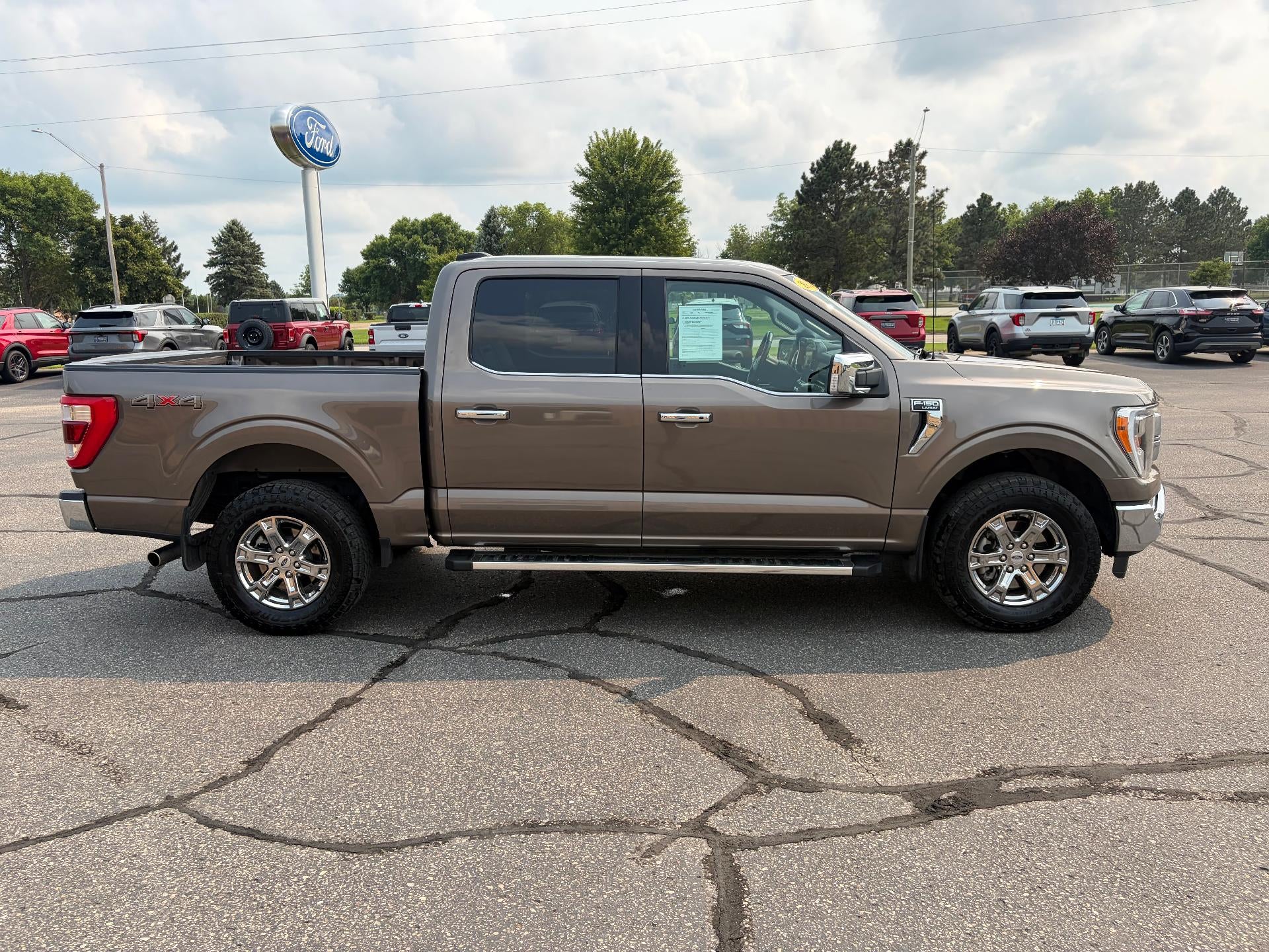 2023 Ford F-150 LARIAT 4WD SuperCrew 5.5' Box