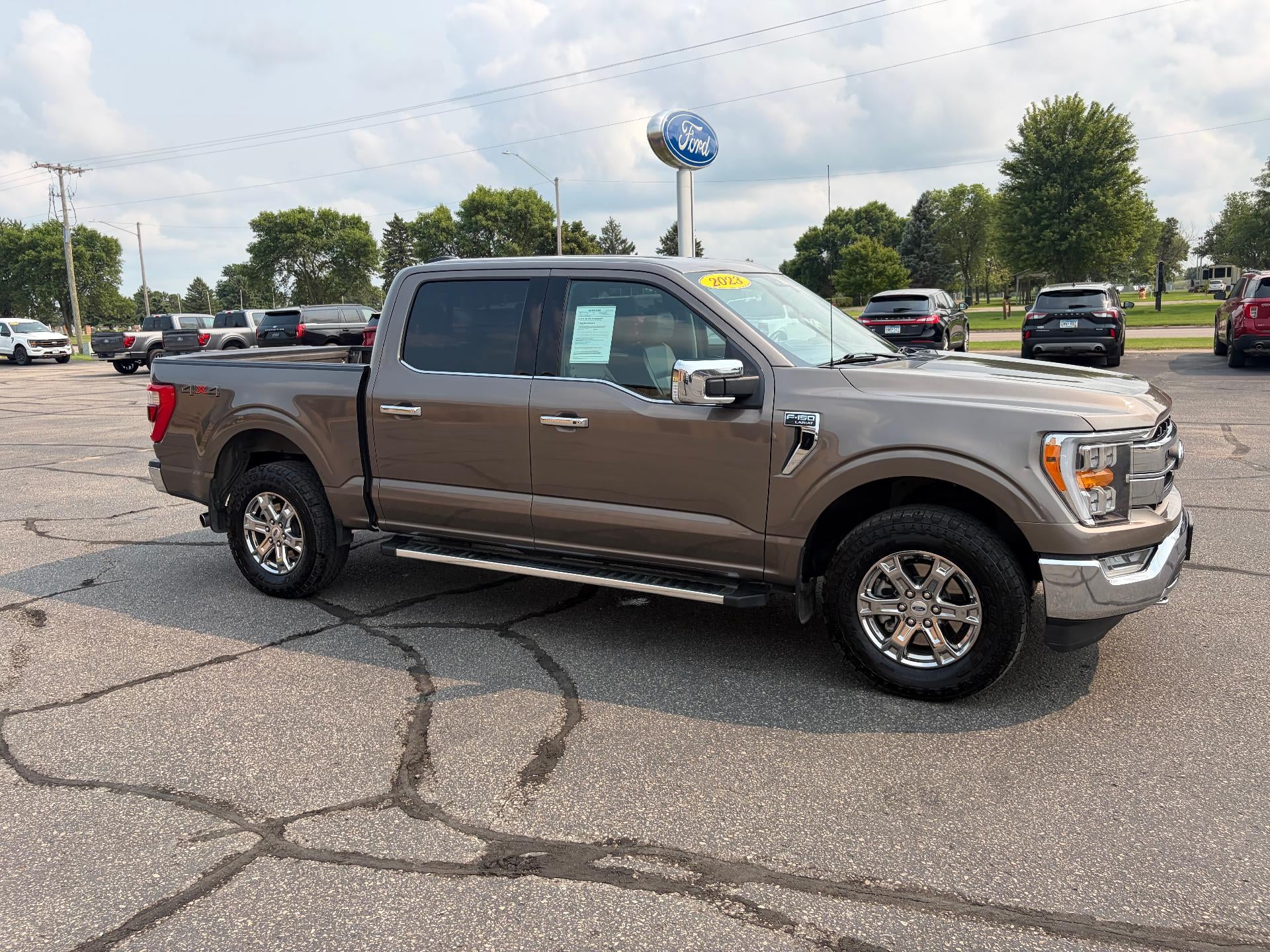 2023 Ford F-150 LARIAT 4WD SuperCrew 5.5' Box