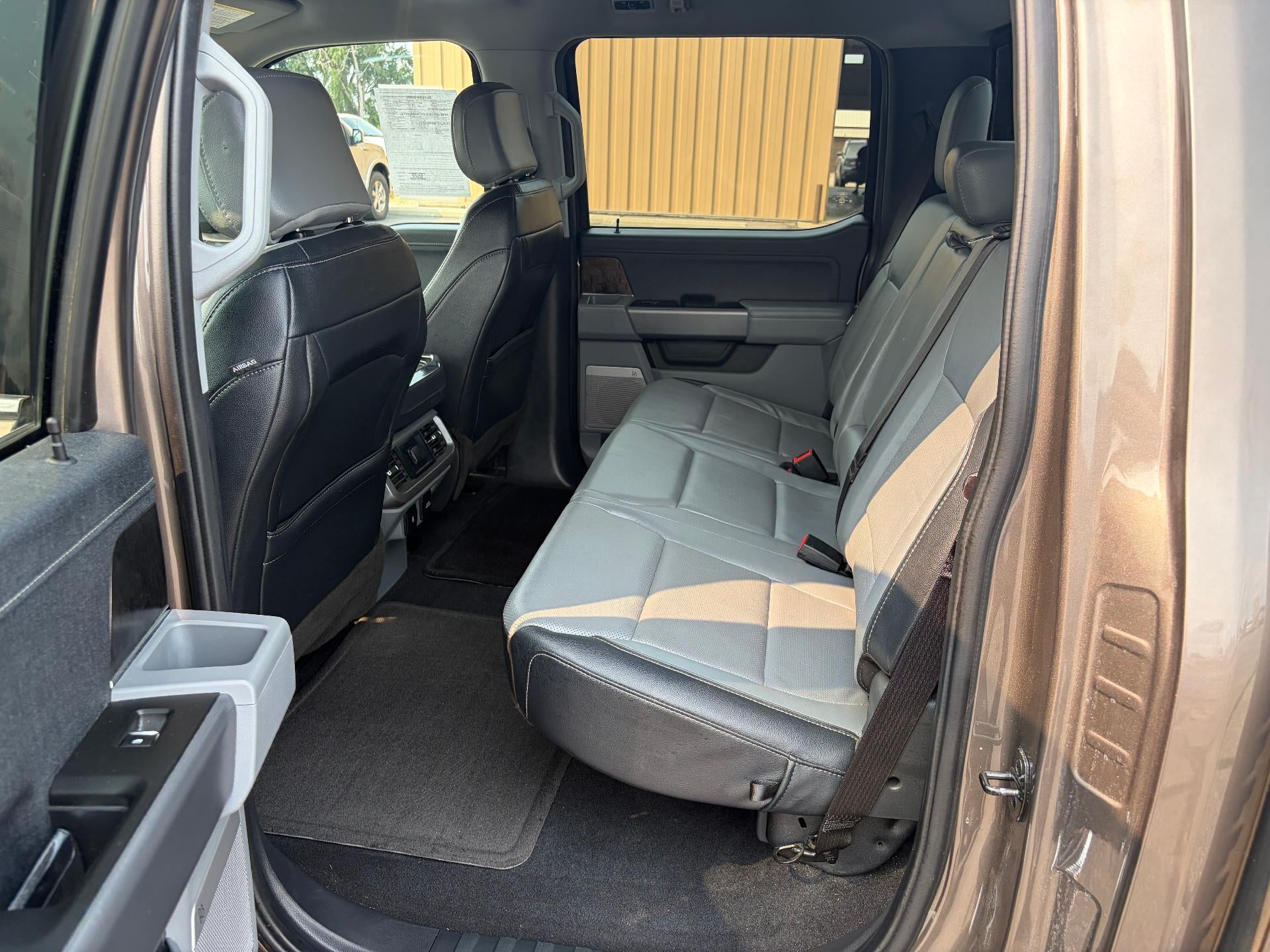 2023 Ford F-150 LARIAT 4WD SuperCrew 5.5' Box