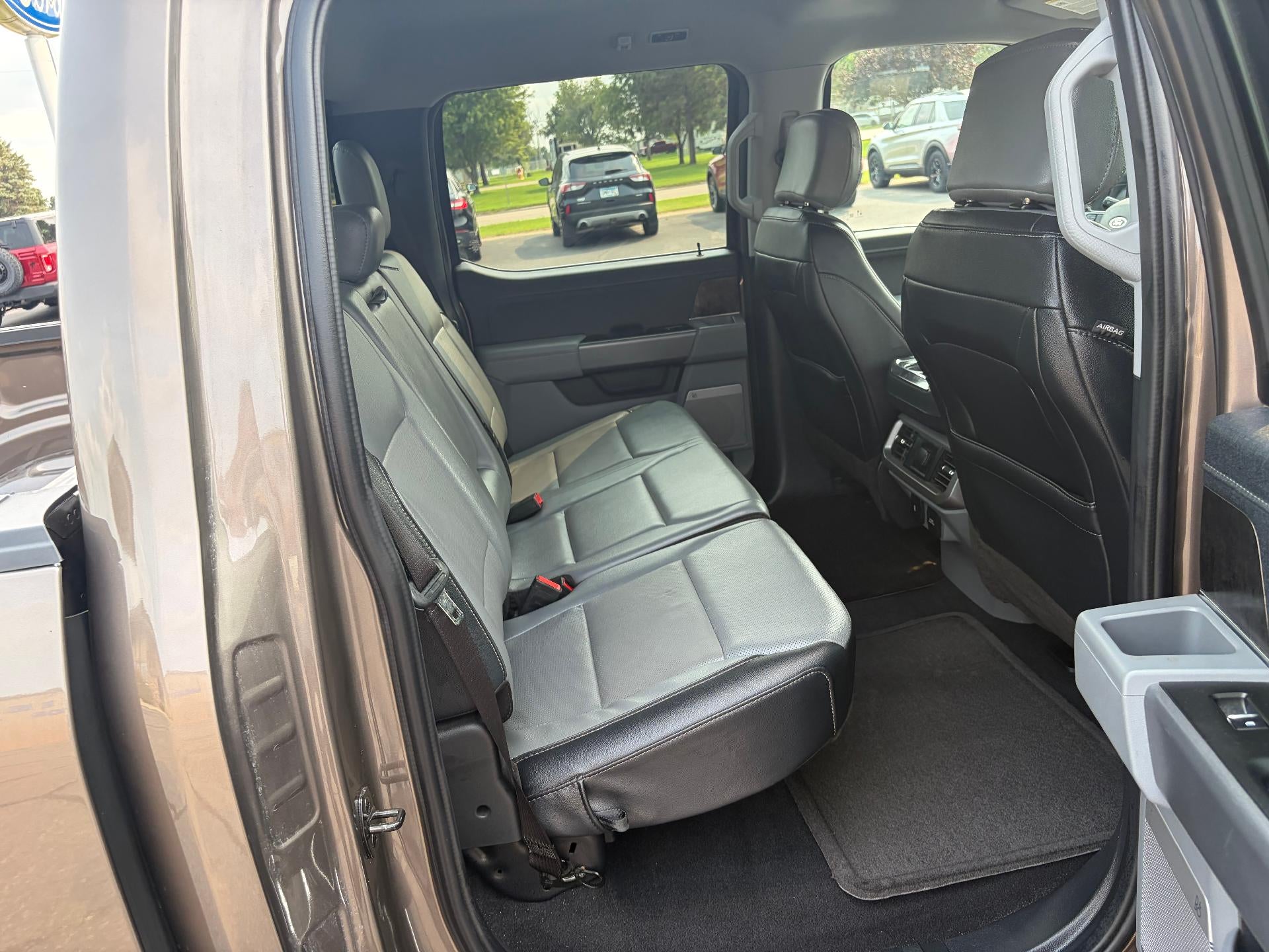 2023 Ford F-150 LARIAT 4WD SuperCrew 5.5' Box