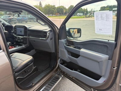 2023 Ford F-150 LARIAT 4WD SuperCrew 5.5' Box