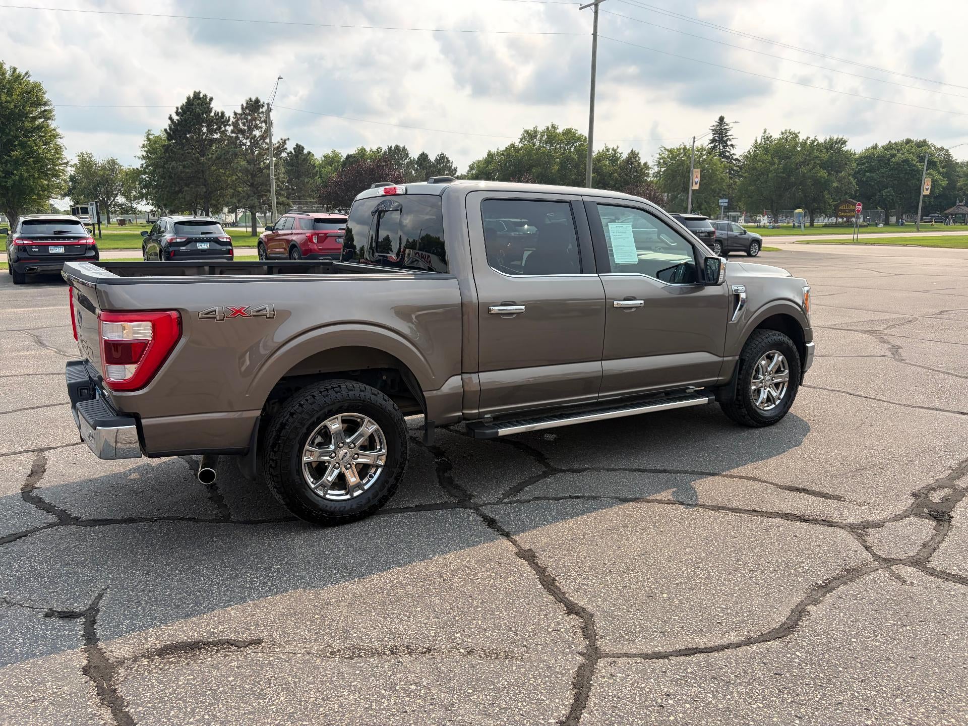 2023 Ford F-150 LARIAT 4WD SuperCrew 5.5' Box