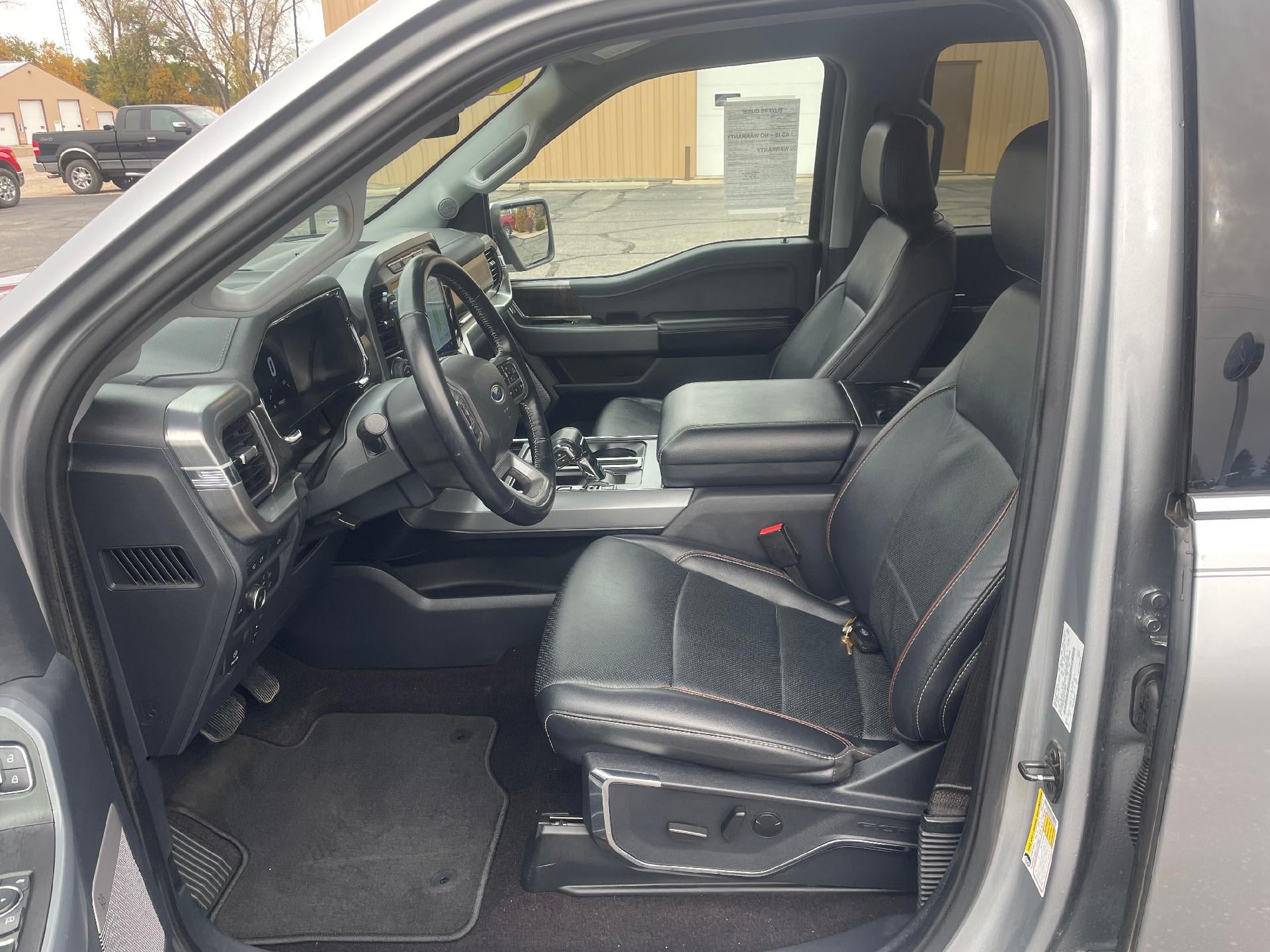 2022 Ford F-150 LARIAT 4WD SuperCrew 5.5' Box