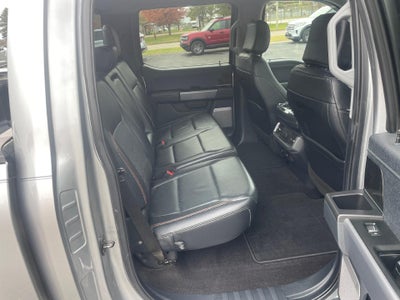 2022 Ford F-150 LARIAT 4WD SuperCrew 5.5' Box