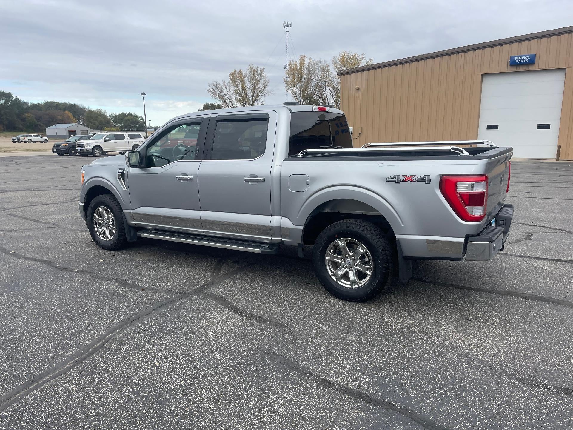 2022 Ford F-150 LARIAT 4WD SuperCrew 5.5' Box