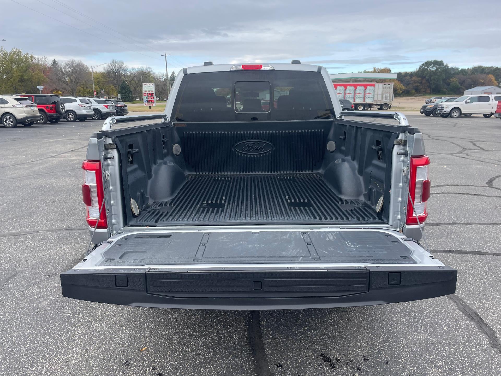 2022 Ford F-150 LARIAT 4WD SuperCrew 5.5' Box