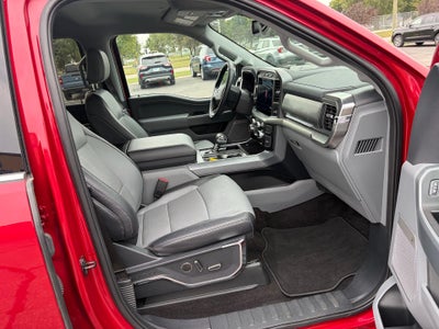 2022 Ford F-150 LARIAT 4WD SuperCrew 5.5' Box