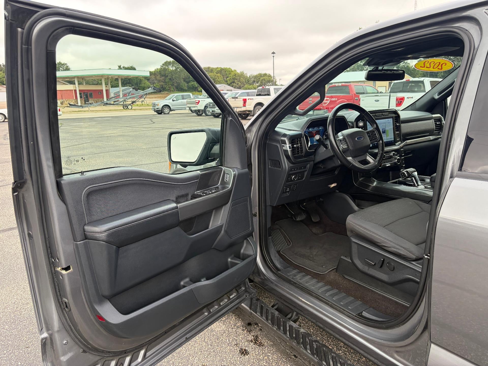 2022 Ford F-150 XLT 4WD SuperCrew 5.5' Box