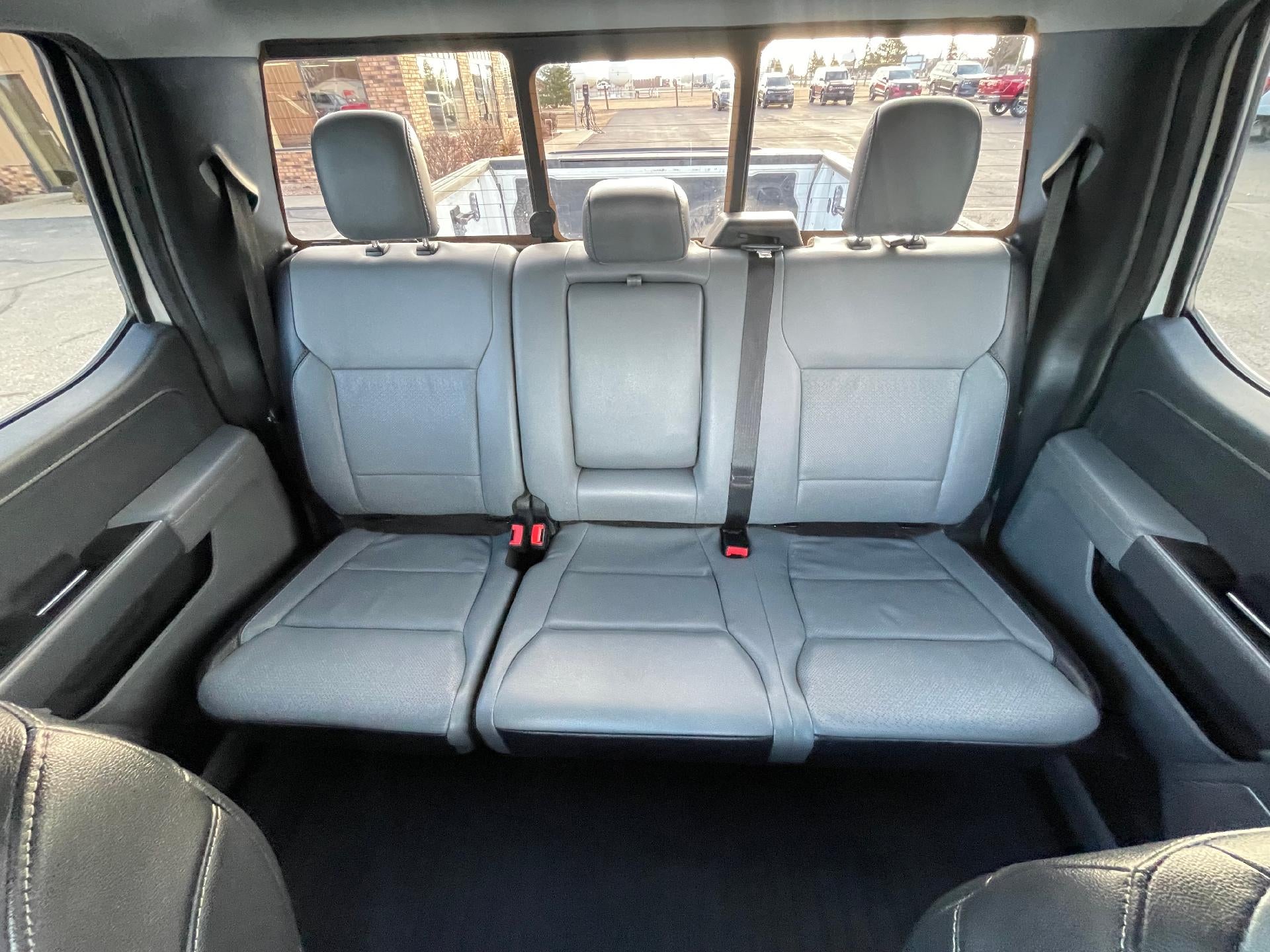 2022 Ford F-150 LARIAT 4WD SuperCrew 5.5' Box