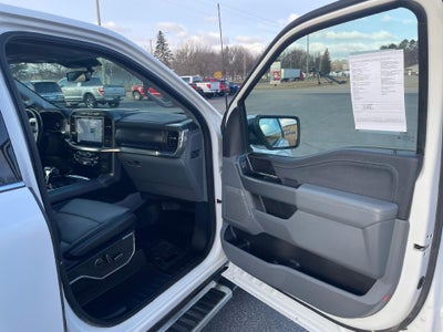 2022 Ford F-150 LARIAT 4WD SuperCrew 5.5' Box