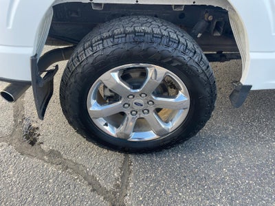 2022 Ford F-150 LARIAT 4WD SuperCrew 5.5' Box