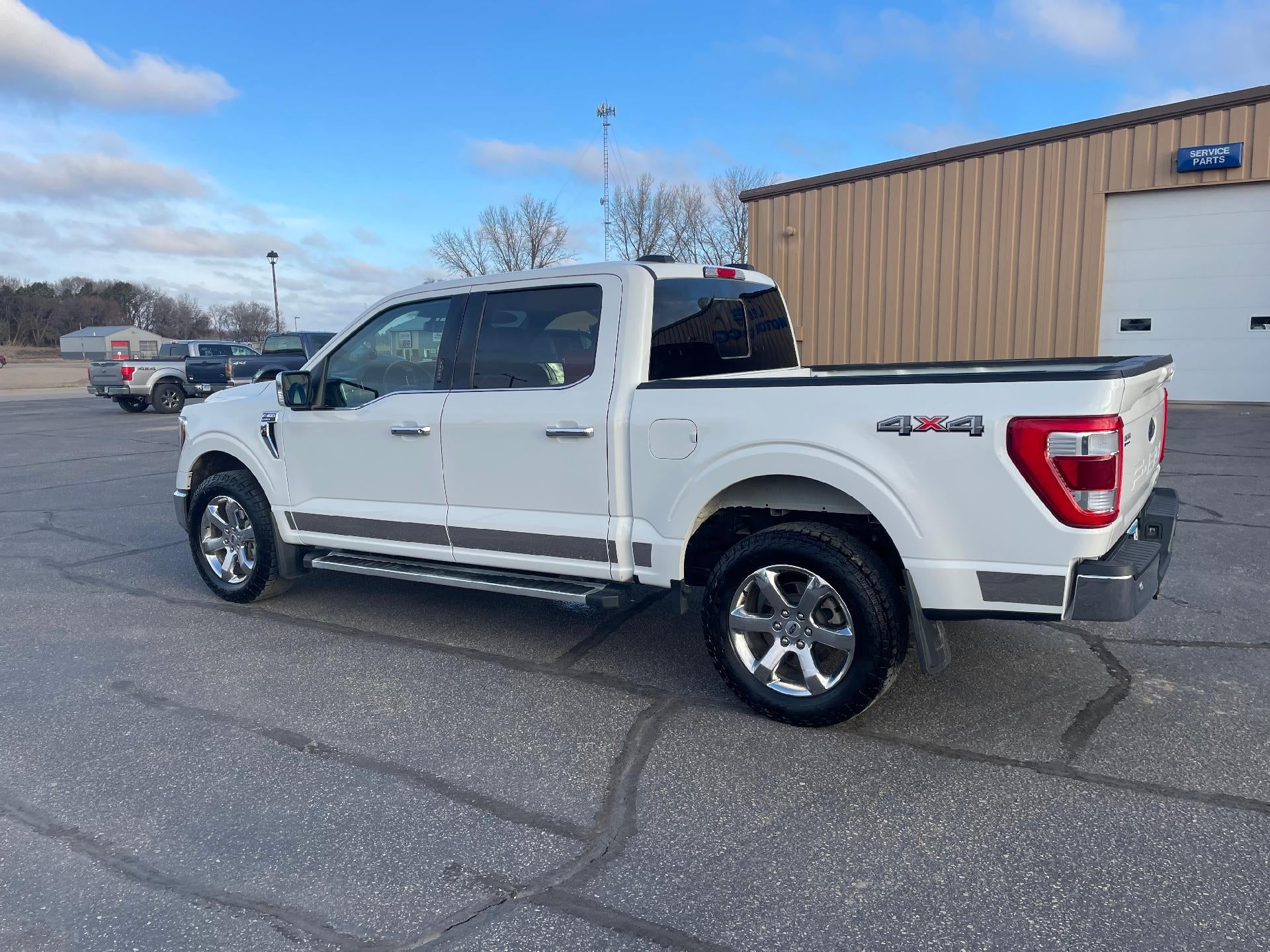 2022 Ford F-150 LARIAT 4WD SuperCrew 5.5' Box