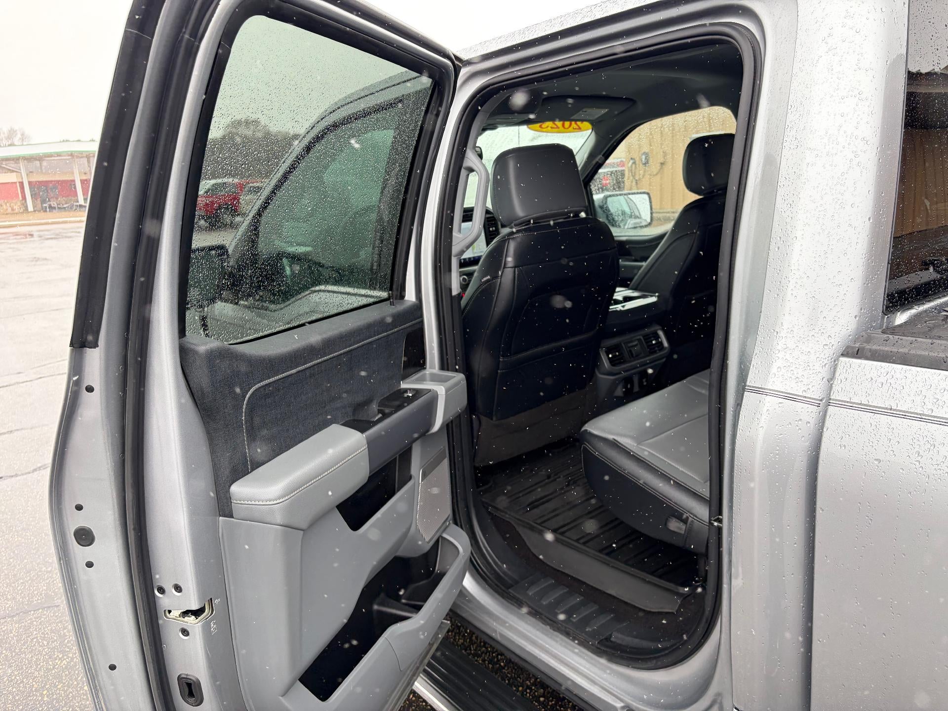 2023 Ford F-150 LARIAT 4WD SuperCrew 6.5' Box