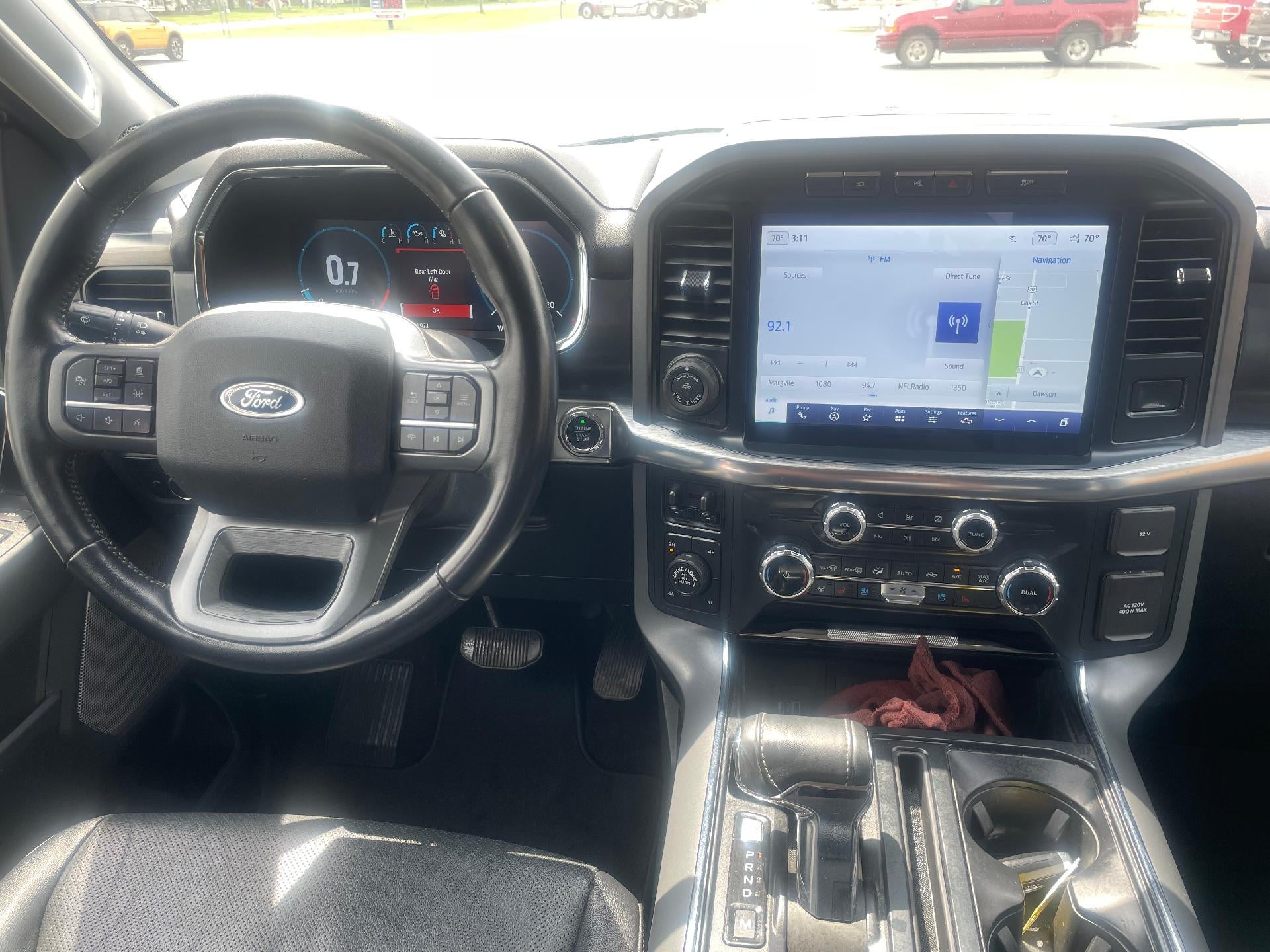 2022 Ford F-150 LARIAT 4WD SuperCrew 5.5' Box